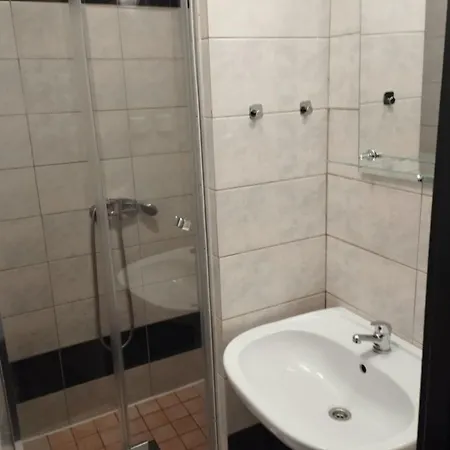 Osrodek Wypoczynkowy Eden Semesteranläggning (resort) 3*