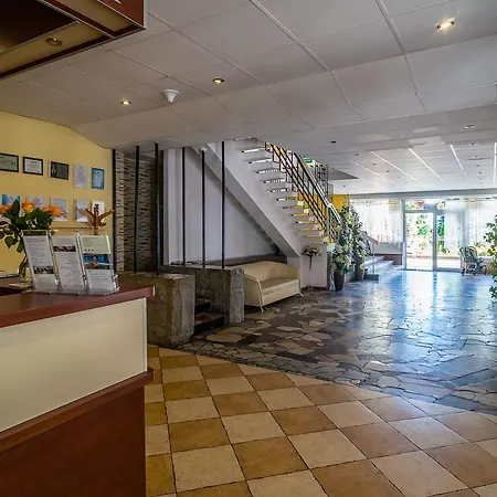 Osrodek Wypoczynkowy Eden Resort 3*