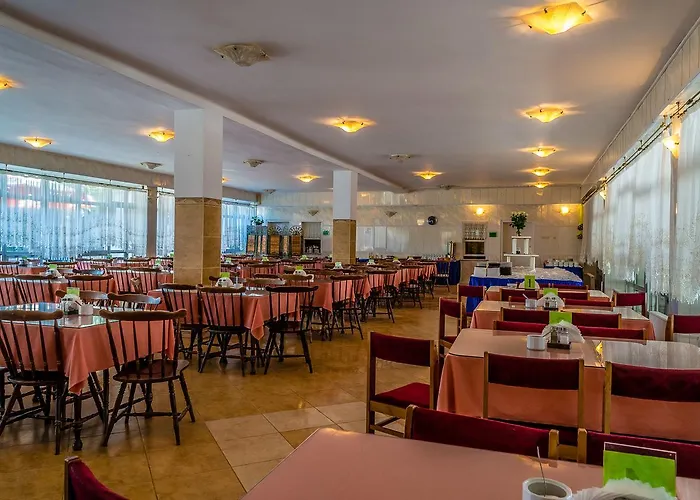 Osrodek Wypoczynkowy Eden منتجع Kąty Rybackie