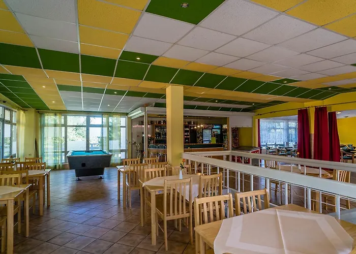 منتجع Osrodek Wypoczynkowy Eden